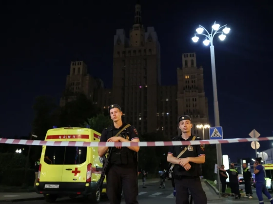 Házilag készített bomba robbant fel a moszkvai étteremben, a feltételezett merénylő is meghalt