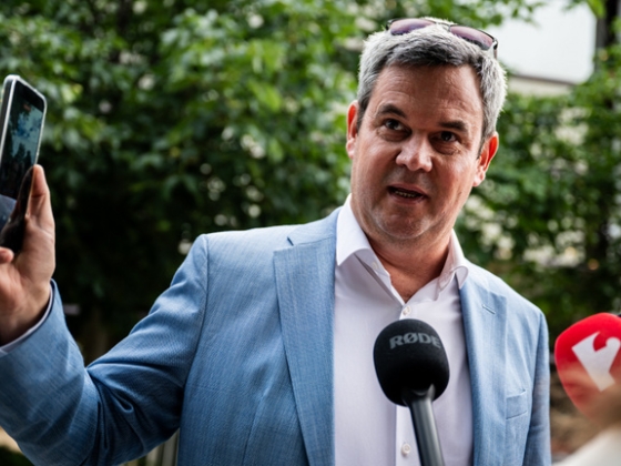 Hős, bohóc, agyhalott – Elszabadultak az indulatok Takács Péter posztja alatt, de a politikus csak hálát érez