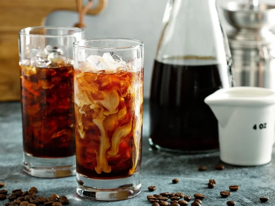 Itt a titkos nyári recept: miért őrül meg mindenki a cold brew kávéért?