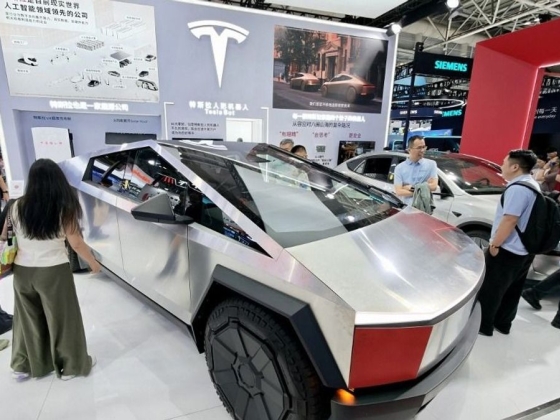 Elon Musk ismét ledobta az atombombát - eladhatják a Tesla kínai üzletágát, egyik legfontosabb piacáról vonulna ki, amelybe dollármilliárdokat fektetett