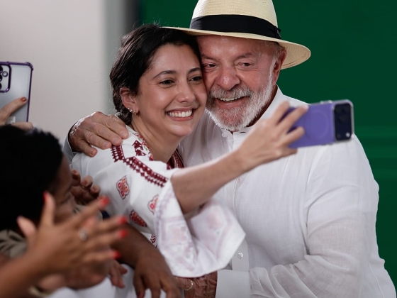 Lula da Silva hivatalosan is pályázik Brazília elnöki posztjára