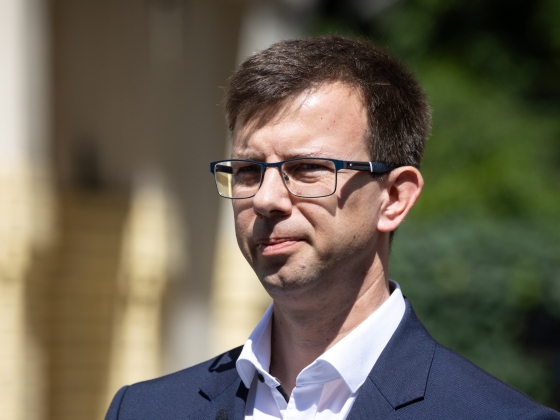 Bóka hozzájárulása a katasztrófahelyzet megoldásához: illegális lakásfoglalónak fogja nevezni Forsthoffer Ágnest