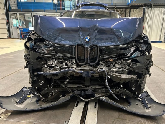 Válságban lévő BMW: A profit-figyelmeztetések és a leépítések valódi oka