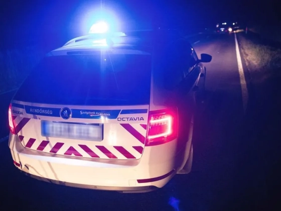 Oroszlánfej és „Szeretlek” feliratú tetoválás: ezek alapján is felismerhető a 25 éves körözött férfi
