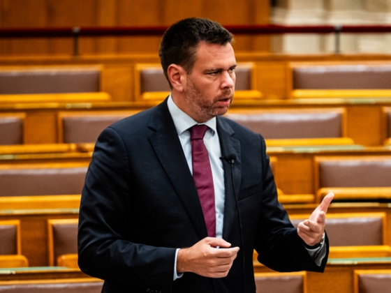 Vitézy Dávid: 2028-tól közvetlen vasúti kapcsolat lesz Szombathely és Zalaegerszeg között