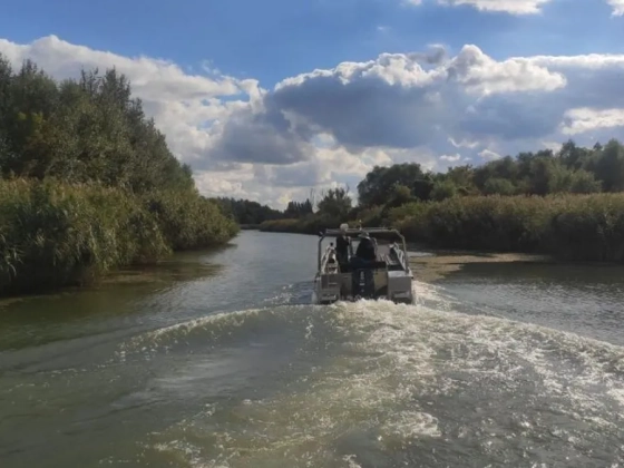Négy embert sodort el a Tisza Szabolcsban, egy férfit még keresnek