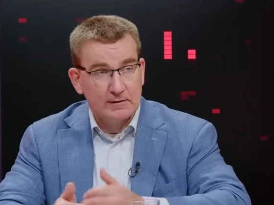 Ismert biztonságpolitikai szakértő érkezik a külügyi intézet vezetésébe