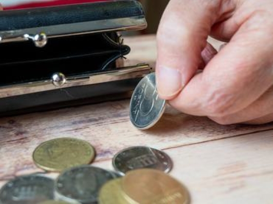 Országos razzia indul, bekeményít a hatóság: célkeresztben az időseket átverő csalók