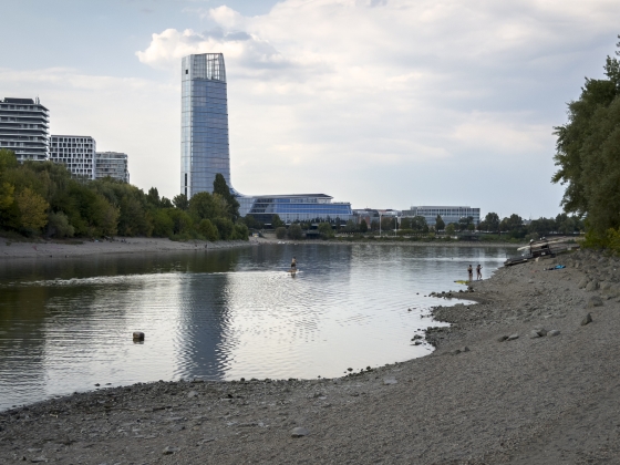 Hangyányit emelkedni kezdett a Duna vízszintje Budapestnél