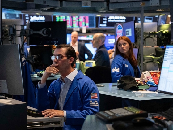 Az olaj visszapattan, miközben a piacokon vegyes kereskedés zajlik a Wall Street rally után