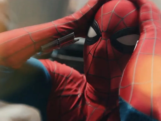 Valaki olyan büdöset szellentett a Pókember vetítésén, hogy ki kellett menekíteni a nézőket