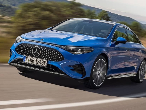 Hét modellsorozatot hív vissza a Mercedes: fennáll az elgurulás veszélye