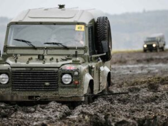 A brit hadsereg új katonai járművet keres a Land Rover leváltására