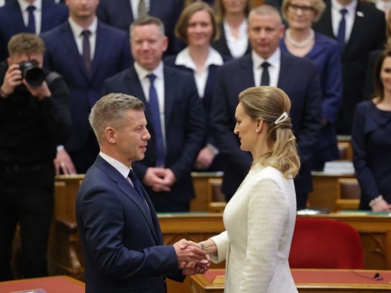 Visszavont közmédiás kinevezések: az ideiglenes köztársasági elnök hallgat