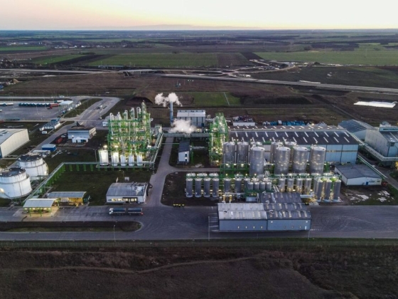 Éles válasz érkezett Magyar Péter kijelentésére: cáfolja a miniszterelnök energiafogyasztás-csökkentésről szóló állításait a Mészáros Csoport
