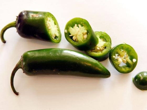 A Chipotle 9%-kal csökkent a jalapeños kihúzása után, amely valószínűleg a minnesotai szalmonellajárványhoz kapcsolódik