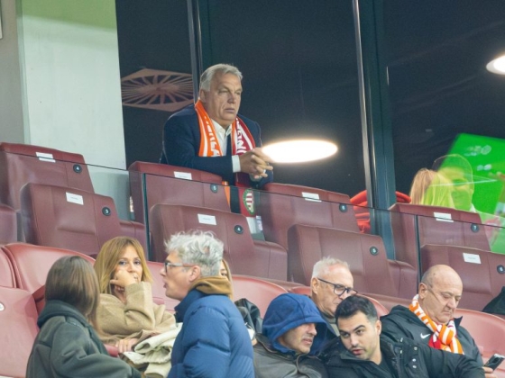 A Nemzeti Sportügynökség elnöke gálánsan lemondott a VIP skyboxokról, milliárdos veszteség lett a vége