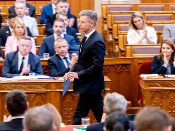A Tisza-kormány káderpolitikai dilemmája: nyitottság vagy központosítás?
