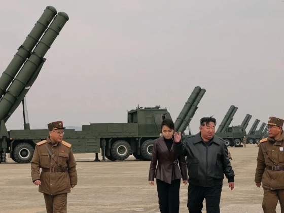 Az ukrán katonai hírszerzés szerint újabb észak-koreai rakétaegységet telepíthetnek Oroszországba