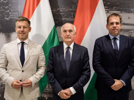 A Legfelsőbb Bíróság korábbi, a Fidesz által leváltott elnökével találkozott Magyar Péter