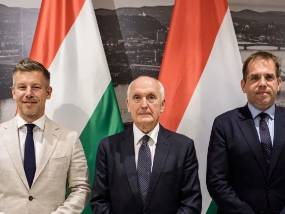 Baka Andrással tárgyalt Magyar Péter