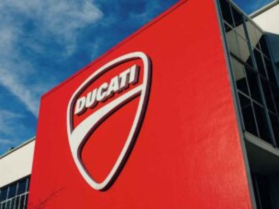 A Ducati az értékesítés és a nyereség csökkenése ellenére növeli beruházásait