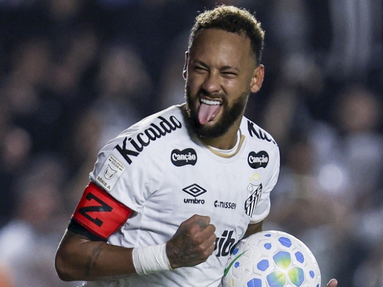 Neymarnak eldurrant az agya: összebalhézott az ellenféllel a kupameccs után