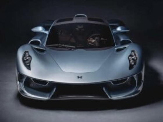 Ismerje meg a Blackbirdöt, a Hennessey új, 2,5 millió dolláros hiperautóját