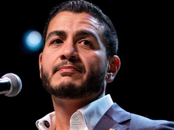 El-Sayed győzelme megrázkódtatásokat okoz a Demokrata Pártban