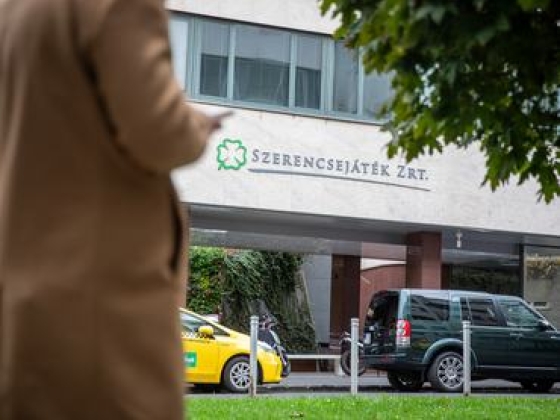 Nem kérik tovább Balásy Gyula cégének munkáját: átalakítja ügynökségi struktúráját a Szerencsejáték Zrt.