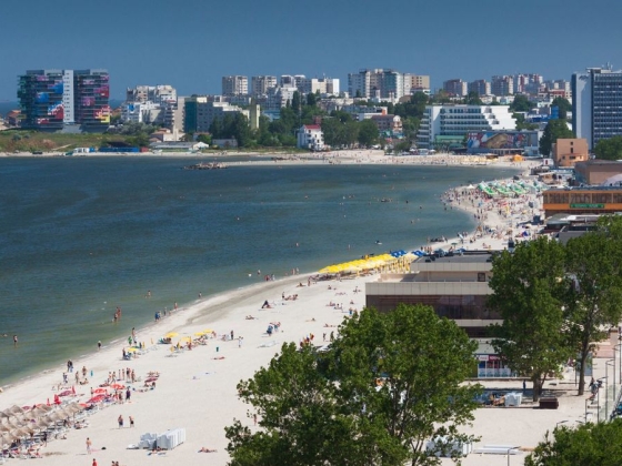 Rémületet okozott a romániai strandon, amit a vízben láttak, miután az orosz túlparton drón gyilkolt meg hét embert