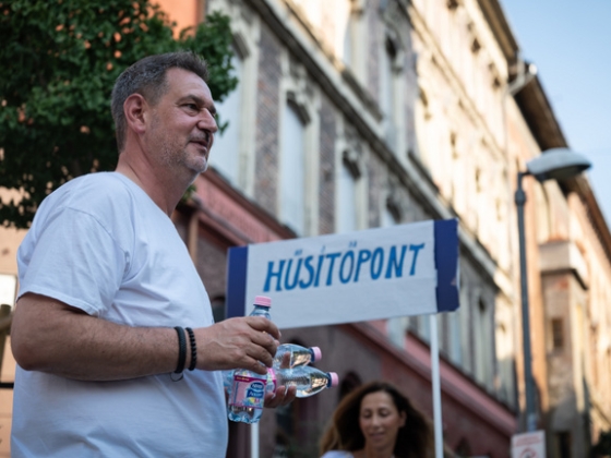 A Tisza Párt szerint a fideszes képviselők is beállhatnának melléjük