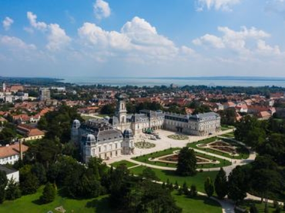 Nem minden strand bírja a hőséget, az egyik fürdő már nem nyit ki idén