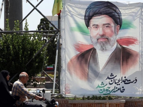Irán azt állítja, hogy a Hormuzi-szoroson kötött megállapodás Ománnal a végső szakaszban van