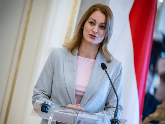A Sándor-palota nem hajlandó kiadni, hogy milyen bűnök elkövetőinek adtak eddig kegyelmet