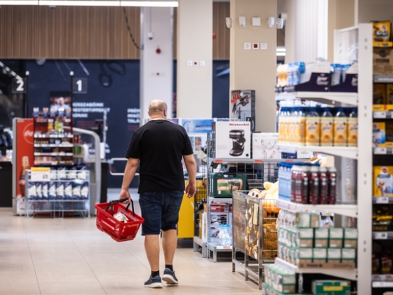 Megtört a lendület a boltokban, kiderült, mire költenek a magyarok