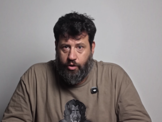 Puzsér Róbert bocsánatot kért a „nERDŐ című kulturális merényletért”