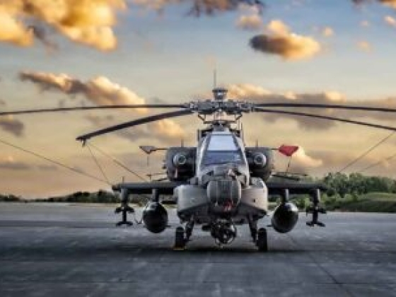 Az amerikai hadsereg akár 12 új AH-64E Apache helikoptert vásárolna