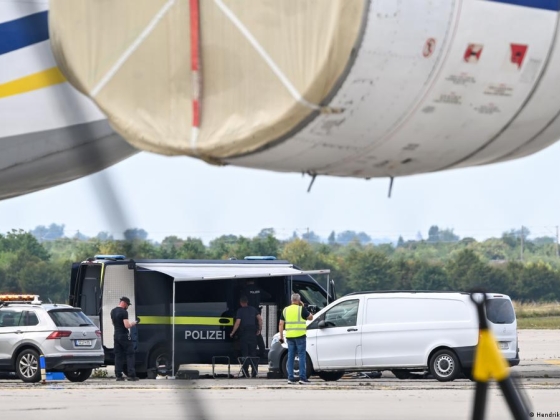 Németországi hírek: A tisztviselők cáfolják azokat a híreket, amelyek szerint drónok lőszerrel megrakott repülőgép közelében történtek volna