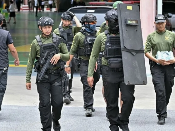 Megölte a nagyszüleit, majd tüzet nyitott az iskolában egy diák Thaiföldön