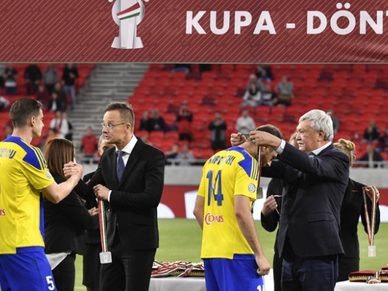 Politikusmentes sportszövetségek és klubok – vagy mindez csak a látszat?