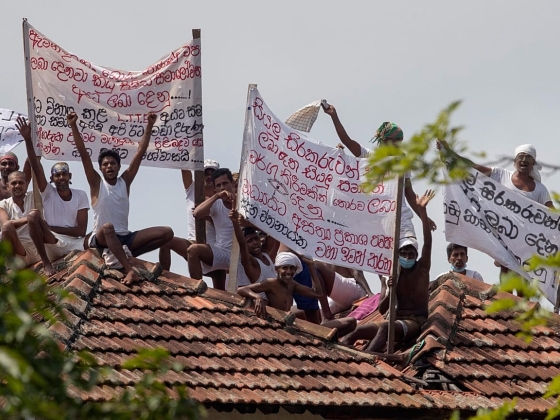 Srí Lanka csapatokat vet be, hogy megfékezzék a növekvő börtönlázadásokat – mondta a miniszter