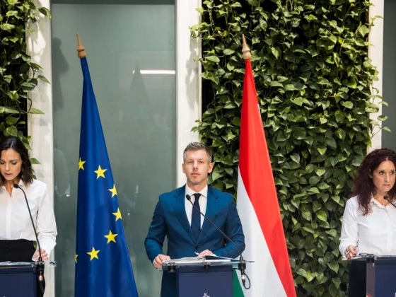 Kormányzati sajtótájékoztató: Három államfőjelölt közül dönt a Tisza-frakció