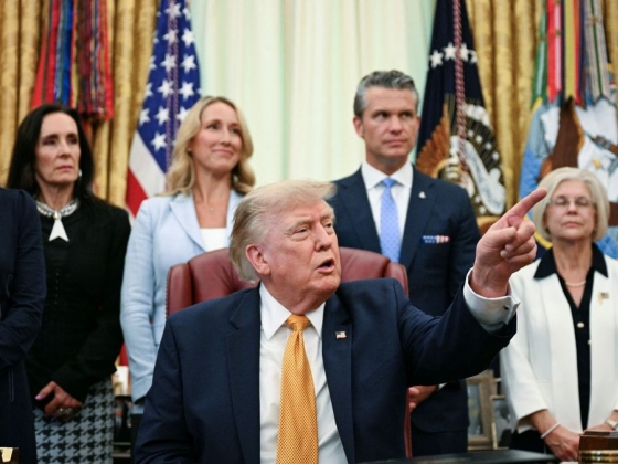 Bezárul egy kiskapu: Trump fellép a születési turizmussal szemben