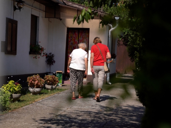 Ötezer idős emberhez érkezhet segítség a rendkívüli hőségben