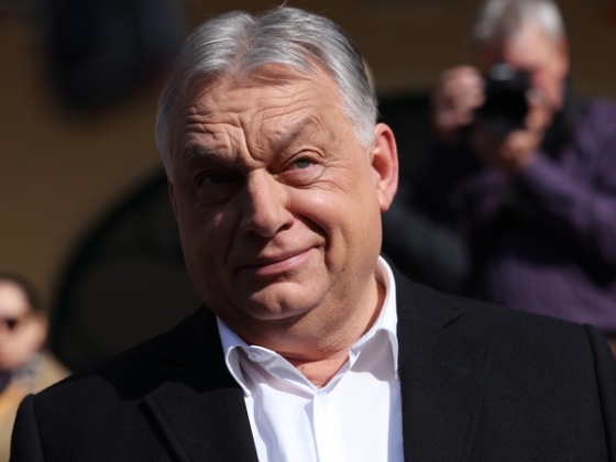 Egy szerb trombitafesztiválon fotózták le Orbán Viktort