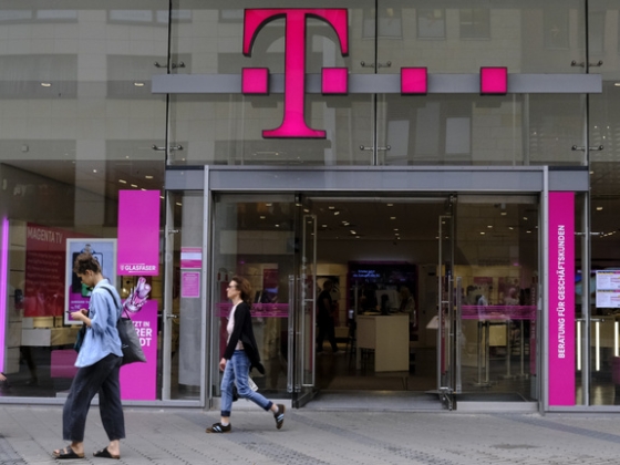 Stabilnak tűnik, mégis van egy figyelmeztető jel a Telekom számaiban