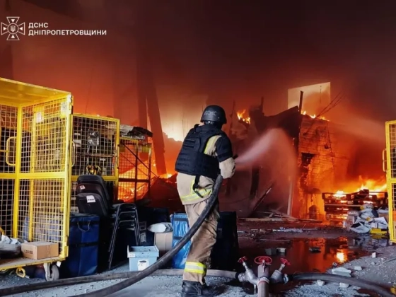 Hatalmas robbanás és pusztító tűz a MOL stratégiai jelentőségű olajfinomítójában: újra emelkednek az üzemanyagárak? – videó
