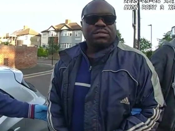 A rendőrség és az ügyészség hibái miatt a bebizonyított szexuális bűnelkövető szabadon meggyilkolhatott két nőt Londonban