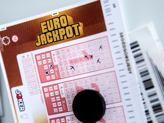 Elvitték az Eurojackpot főnyereményét, egy magyar is milliomos lett
